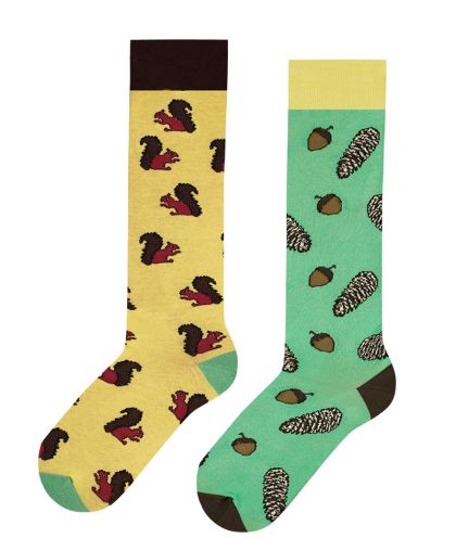 Еко Чорапи до коляното "Катерички и жълъди" - Стил и Комфорт!