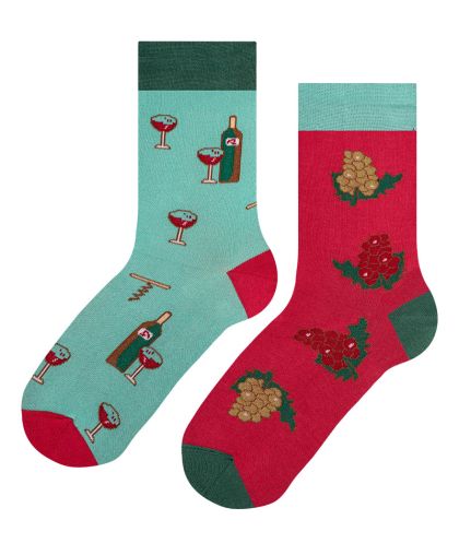 Вино & Грозде Чорапи: Удобство и стил!