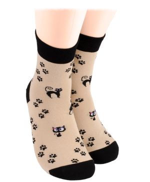 Вълшебни чорапи с омайни черни котки